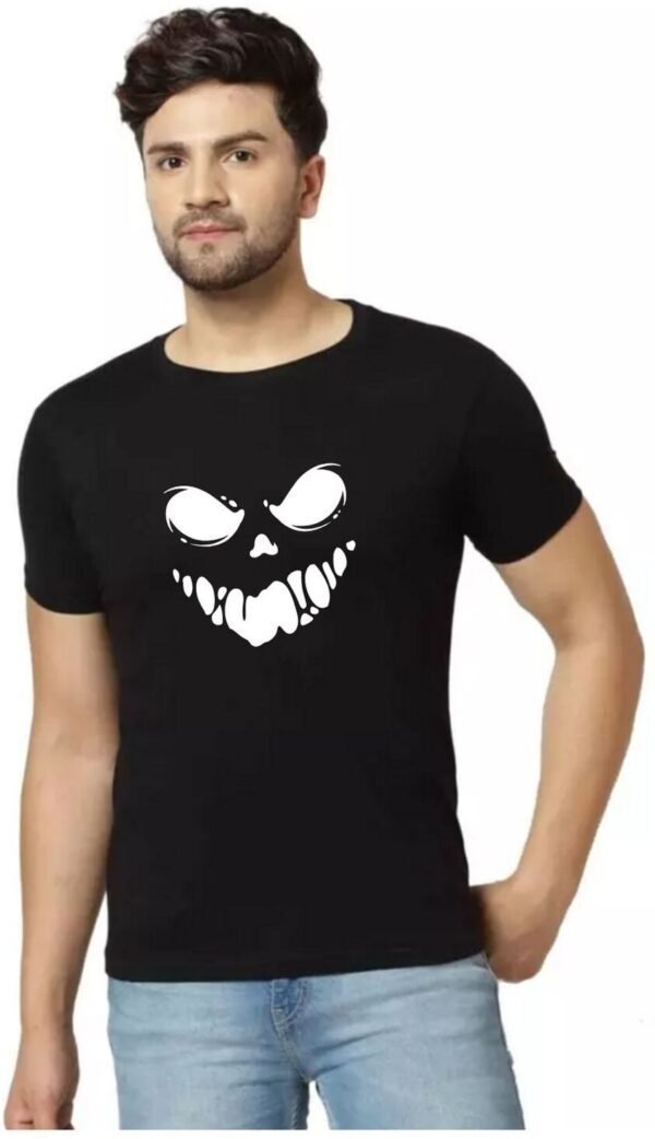 Red Cotton Blend Printed T-Shirt For Men - Image 3